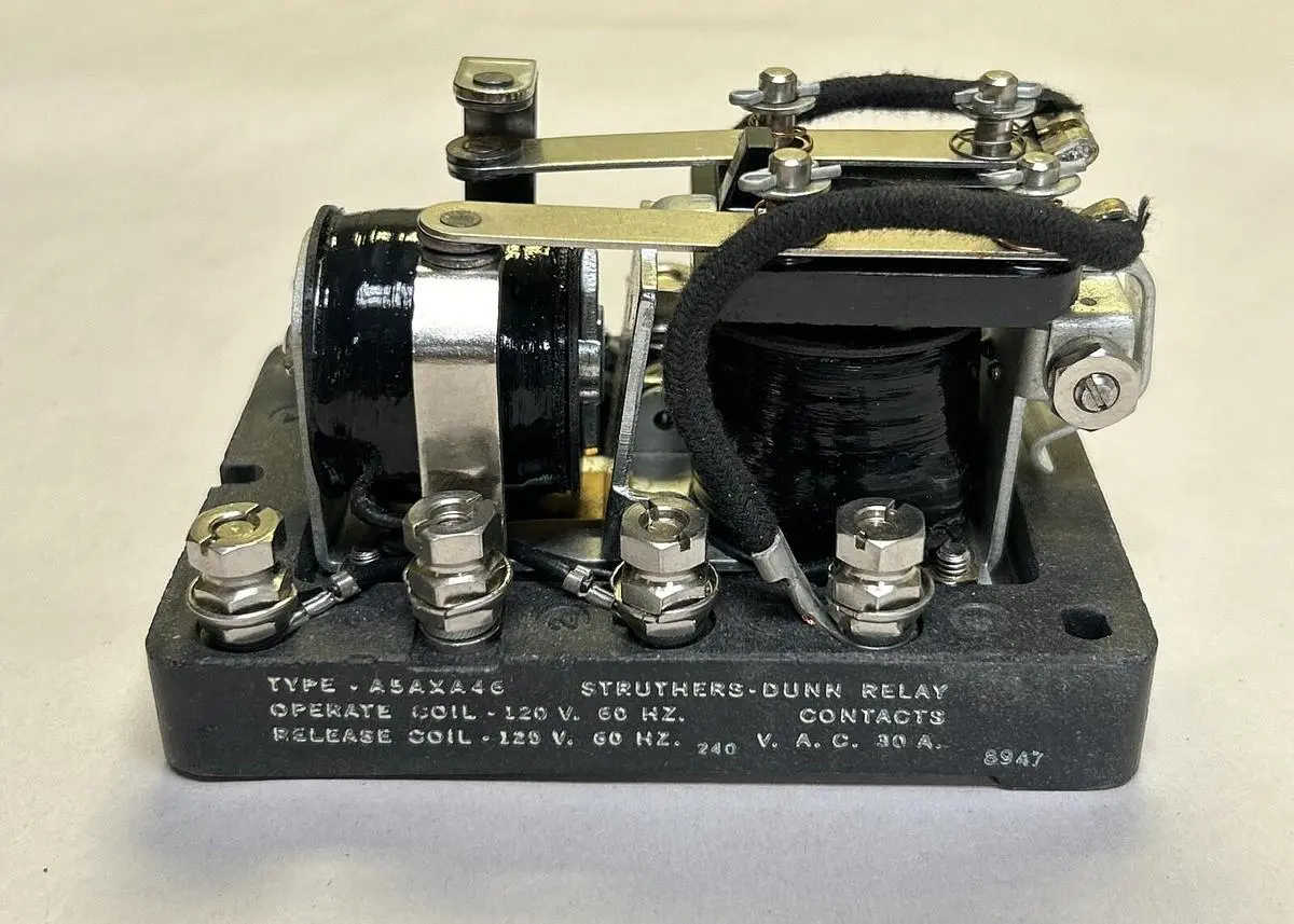 New | in-Stock STRUTHERS-DUNN A5AXA46 Miscellaneous Equipment (Electrical & Power) | Surplus Asset Holdings #1189806