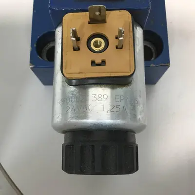 USED REXROTH 4WE6D62EG24N9K4