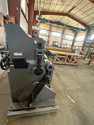 2025 GMC HBB-1010 Brakes, Box & Pan Powered | Norcal Machinery (7)