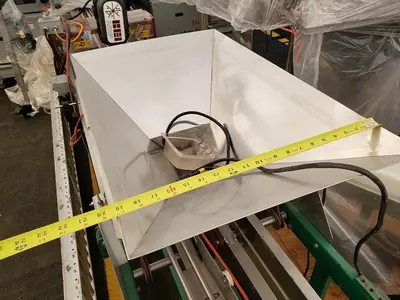 Lakewood Clamshell Filler