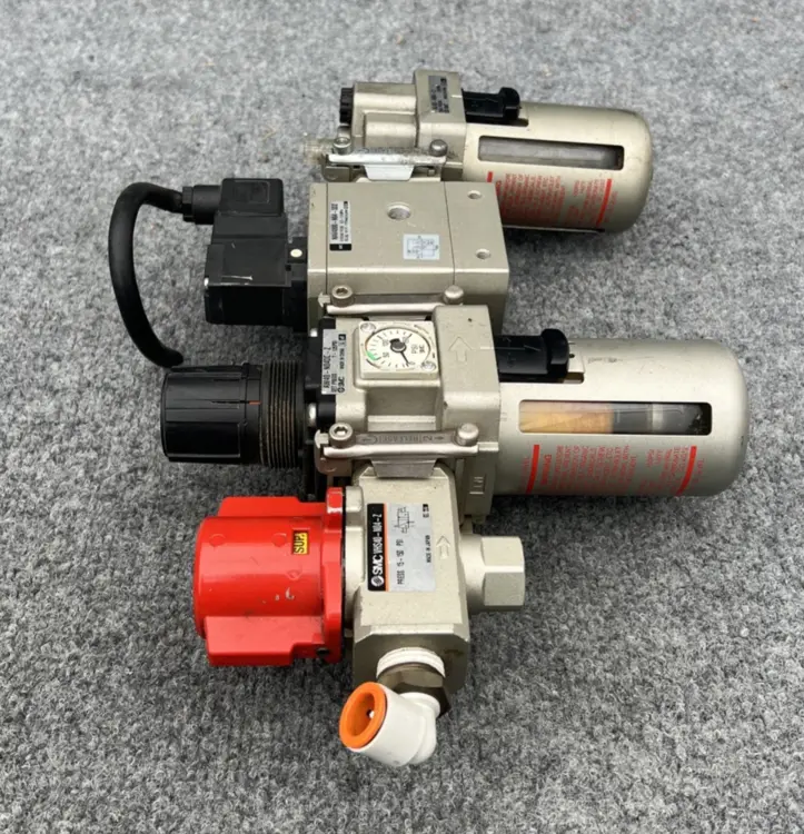 Used SMC AC40-J4L06 Air Pressure Regulators California US | Davliegogo LLC #1707055