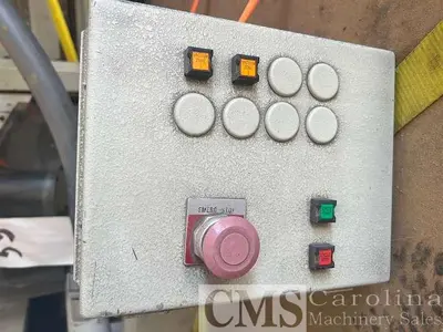 USED 1998 KOMO VR512 CNC ROUTER