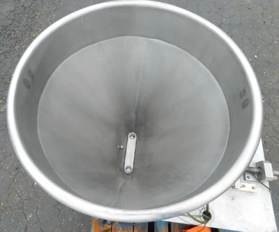 USED GEYER TWIN PISTON FILLER TWIN PISTON