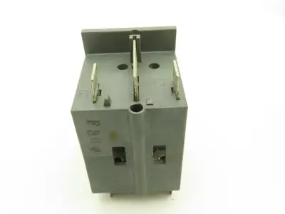 Bussman OPM-1038RC Optima Fuse Holder 30A 600V for Buss Class CC Fuse Lot of 24