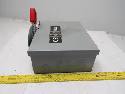 General Electric THN3361 Model 10 600V 30A  Non-Fusible Disconnect Safety Switch