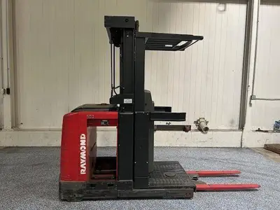 Used RAYMOND 520OPC30TT Order Pickers Illinois US | Somerset Equipment Sales #1546246
