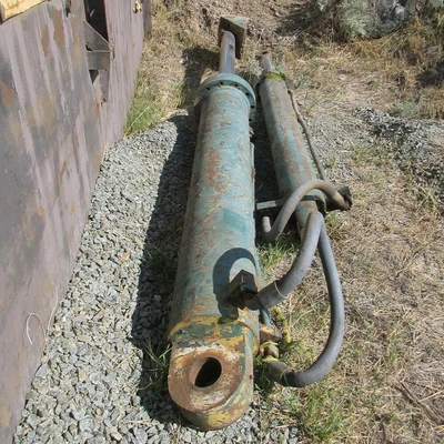 Hydraulic Rams
