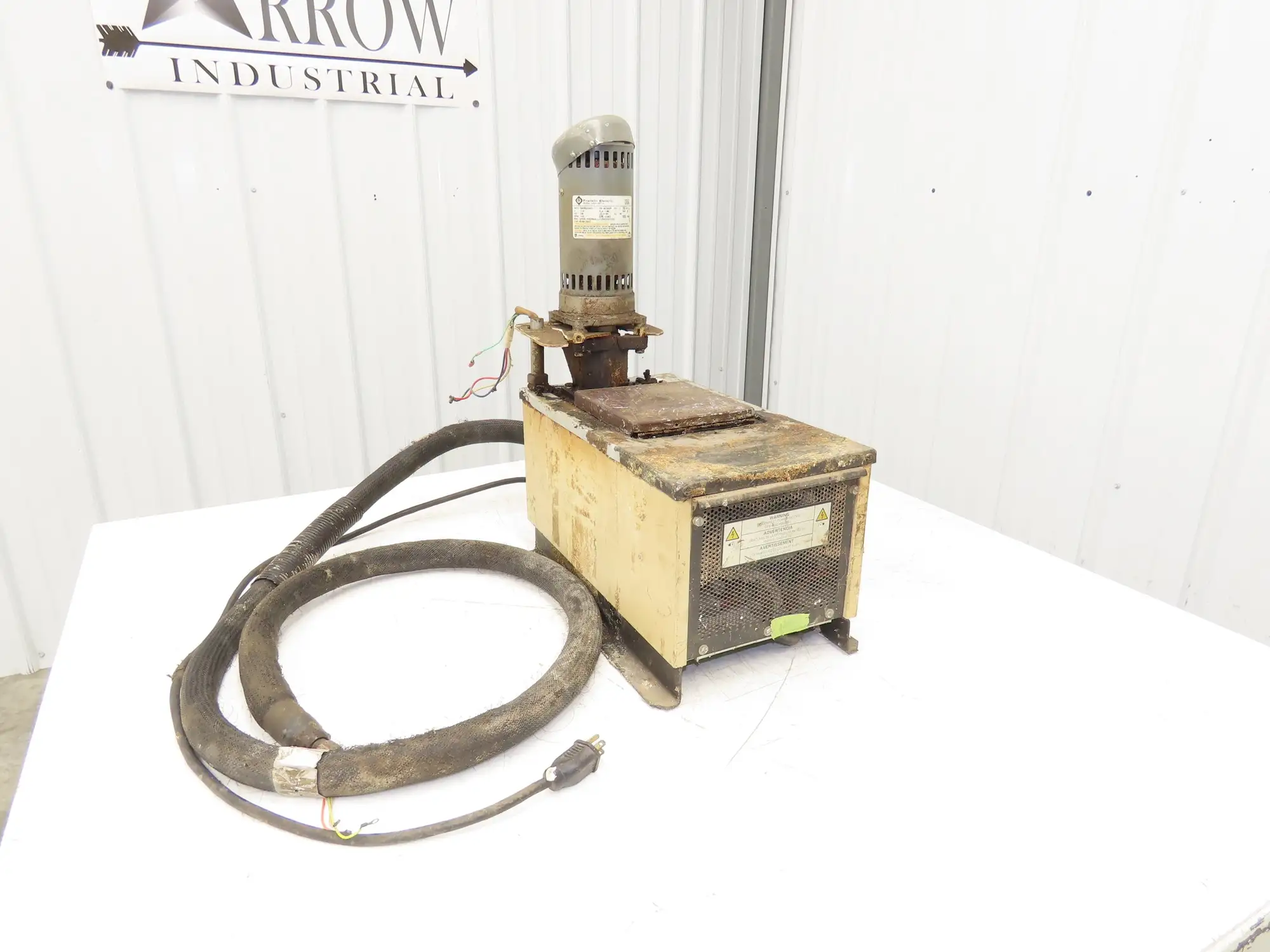 Nordson 274056G Hot Shot Glue Melt Dispenser Machine 115V 1PH 1500W  *Bad Motor*