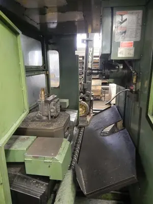 USED MAZAK H12 X: 610 - Y: 457 - Z: 457 MM CNC