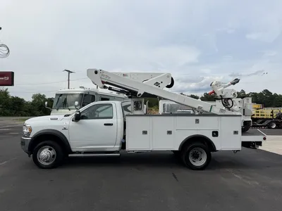 Used 2023 RAM 5500 VERSALIFT Bucket (boom) trucks Minnesota US | Carco Truck & Equipment #1513873