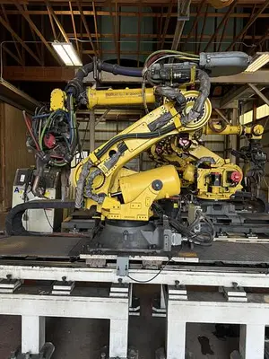Used 2016 FANUC R2000IC 165F Robots Michigan US | RAB Industries, Inc. #184456