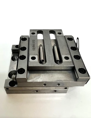 Newport M-462 Crossed-Roller & 562 two axis & Crossed Roller Linear Stage (9969)