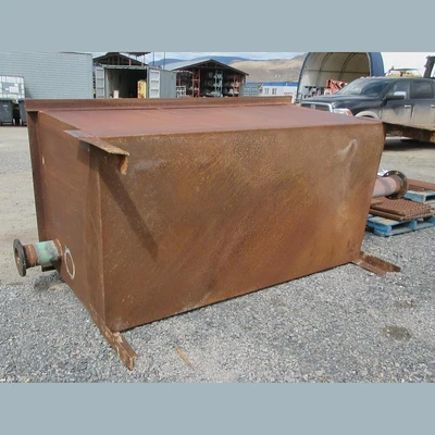 800 Gallon Pump Box