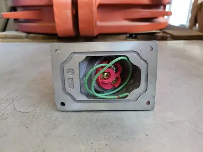 NEW CROUSE-HINDS ENR5201 M4