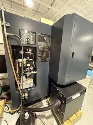 USED 2002 MAKINO V33