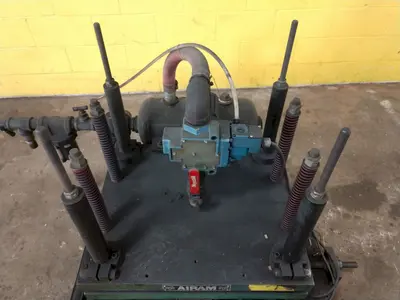7 TON AIRAM ADJUSTABLE PNEUMATIC CUT OFF PRESS: STOCK #13702