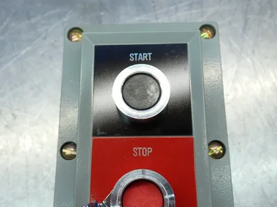 New | in-Stock GENERAL ELECTRIC CR103J202B Relays & Switches Ohio US | HGR 24 #755310