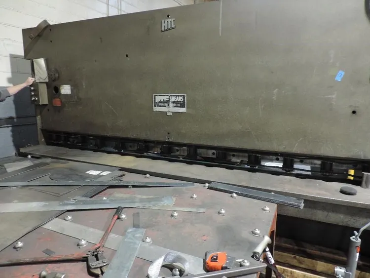 Used HTC 12' X 1/4" HYDRAULIC SHEAR Power Squaring Shears (Inch) Tennessee US | Timco, Inc. #1047939