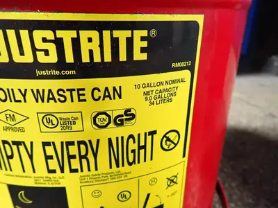 USED JUSTRITE 09300