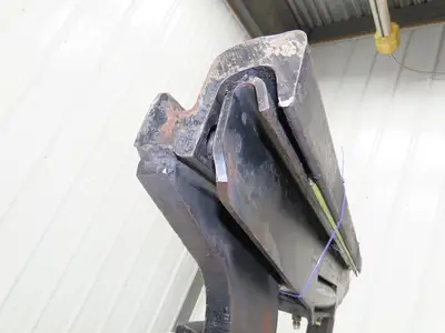 Yale SS3.00-4.50.1067-506250531 Forklift Side Shift 20" Class 3 Fork 42" Chassis