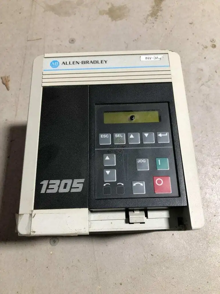 Allen-Bradley 1305-BA03A-HA2 Ser B 1HP Variable Frequency Drive 3PH 0-400Hz