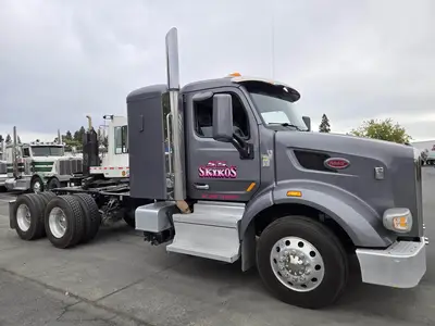 USED 2020 PETERBILT 567