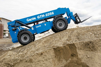 USED 2017 Genie GTH-1056