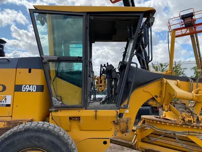 2010 Volvo G940