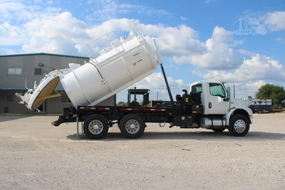 Used 2020 INTERNATIONAL MV Septic/Sewer/Vacuum Trucks Texas US | Roll Off Truck World #1491806