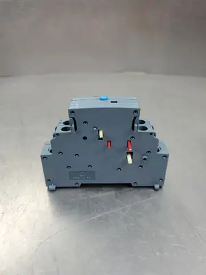 USED Siemens 3RV2921-1M Contactor Switch, 690V