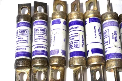 22 NEW LITTELFUSE L60S 50 SEMICONDUCTOR BLADE FUSES L60S50