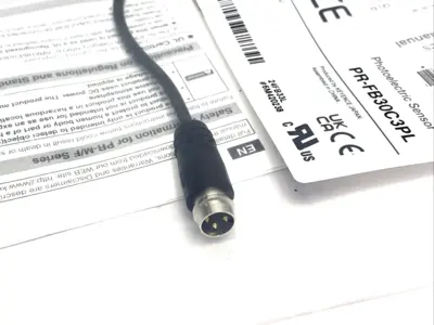 PR-FB30C3PL | Keyence  Flat Reflective Miniature Photoelectric Sensor M8, 30mm - New