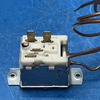 NEW Amana-Goodman A22-1225-000