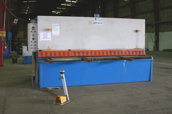 Used 2005 KNUTH KHT-3113 Sheet Metal Shears | Two Spade Machinery LLC #508455