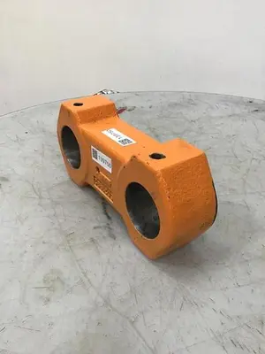 USED CINCINNATI MILACRON 5021932
