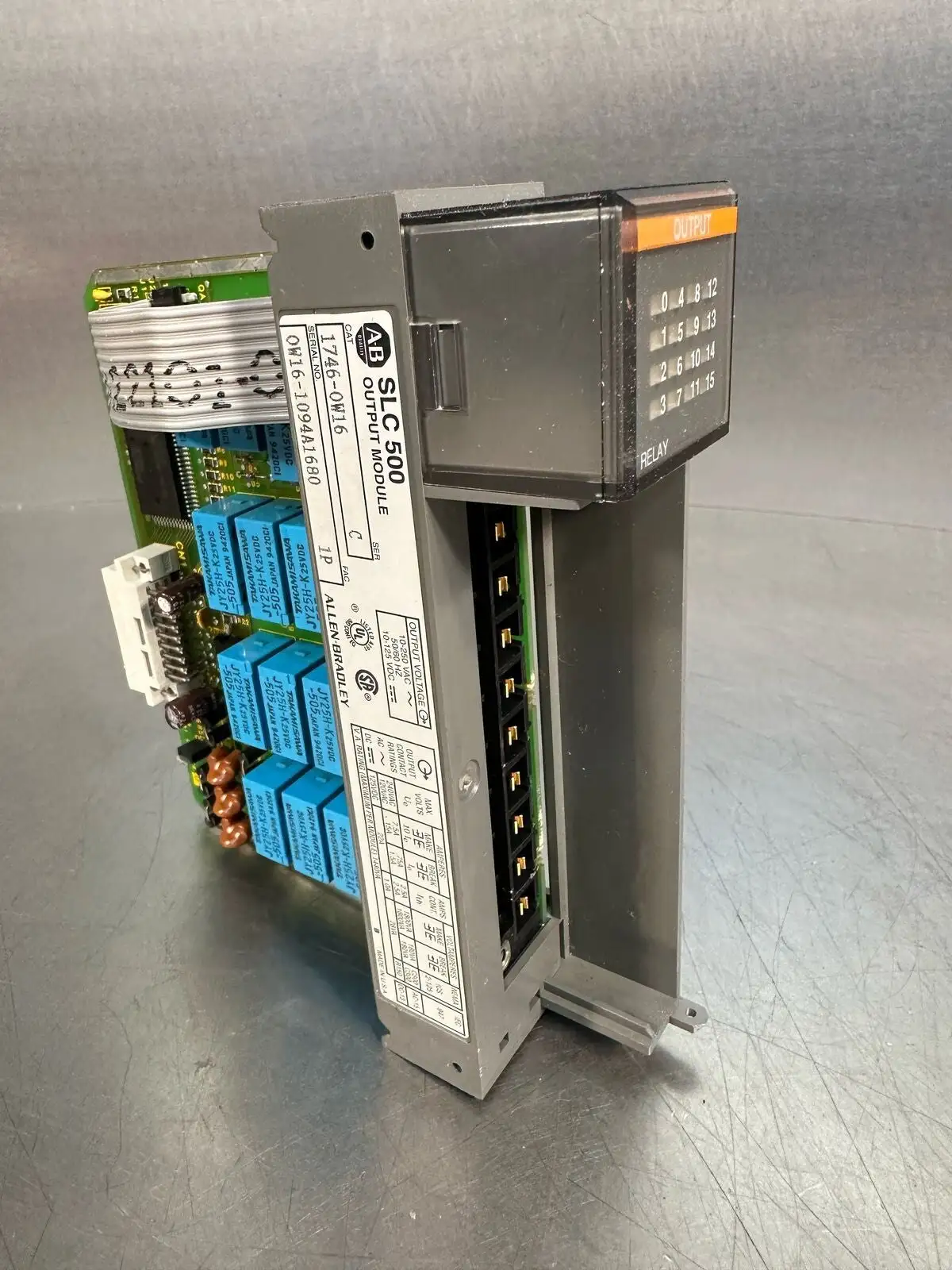 Allen Bradley 1746-0W16 /C SLC 500 Output Mod (7.3.4)