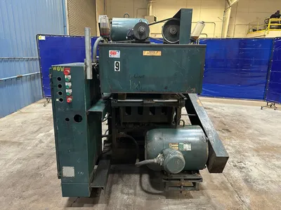 USED 1989 OLIVER 2072