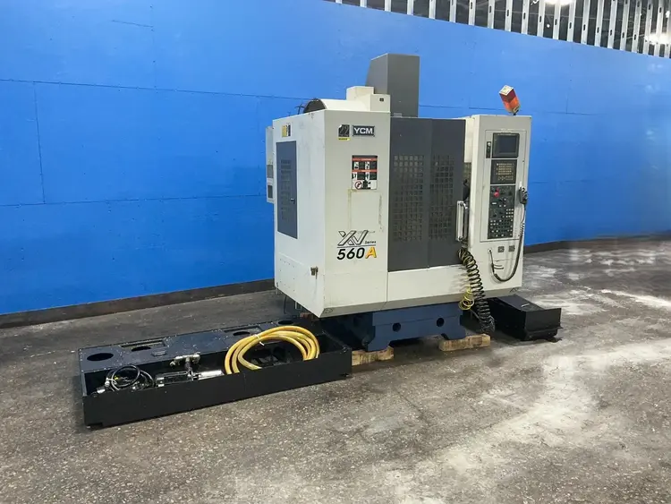Used YCM XV560A Vertical Machining Centers Ohio US | HGR 24 #1413264
