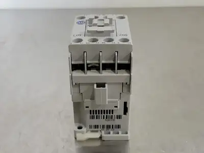 USED ALLEN-BRADLEY 100-C09D200