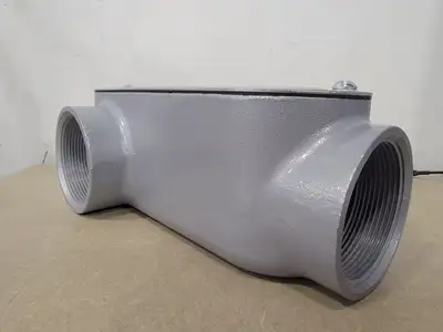 2-1/2" Conduit Body and Cover LR