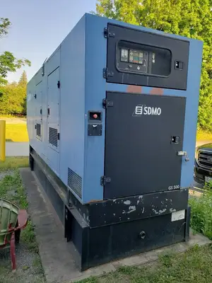 USED 2002 SDMO GS500UC