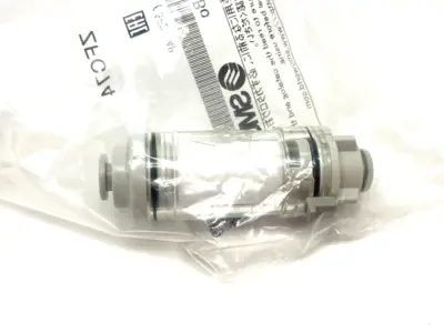 NEW SMC AIR SUCTION FILTER, IN-LINE, PUSH-TO-CONNECT 6MM O.D.