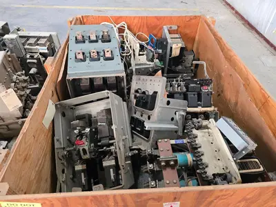 Used _UNKNOWN_ _UNKNOWN_ Circuit Breakers Indiana US | Myron Bowling Auctioneers Inc #1503991