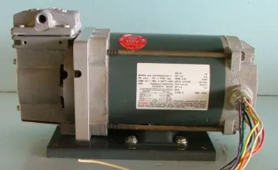 QTY. 1. AIR DIMENSIONS INC: DIA-VAC PUMP MODEL R22...