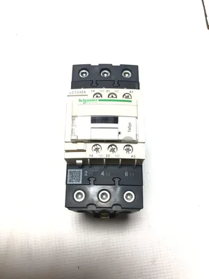 Schneider Electric LC1D40A Power Contactor 3 Pole 600VAC Max 50/60Hz 60A