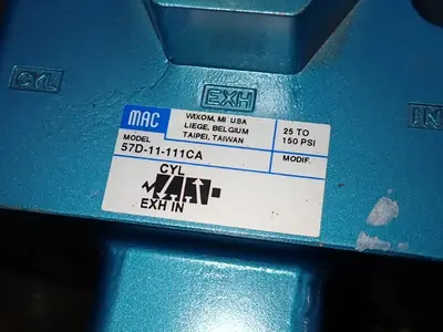 USED MAC 57D11111CA