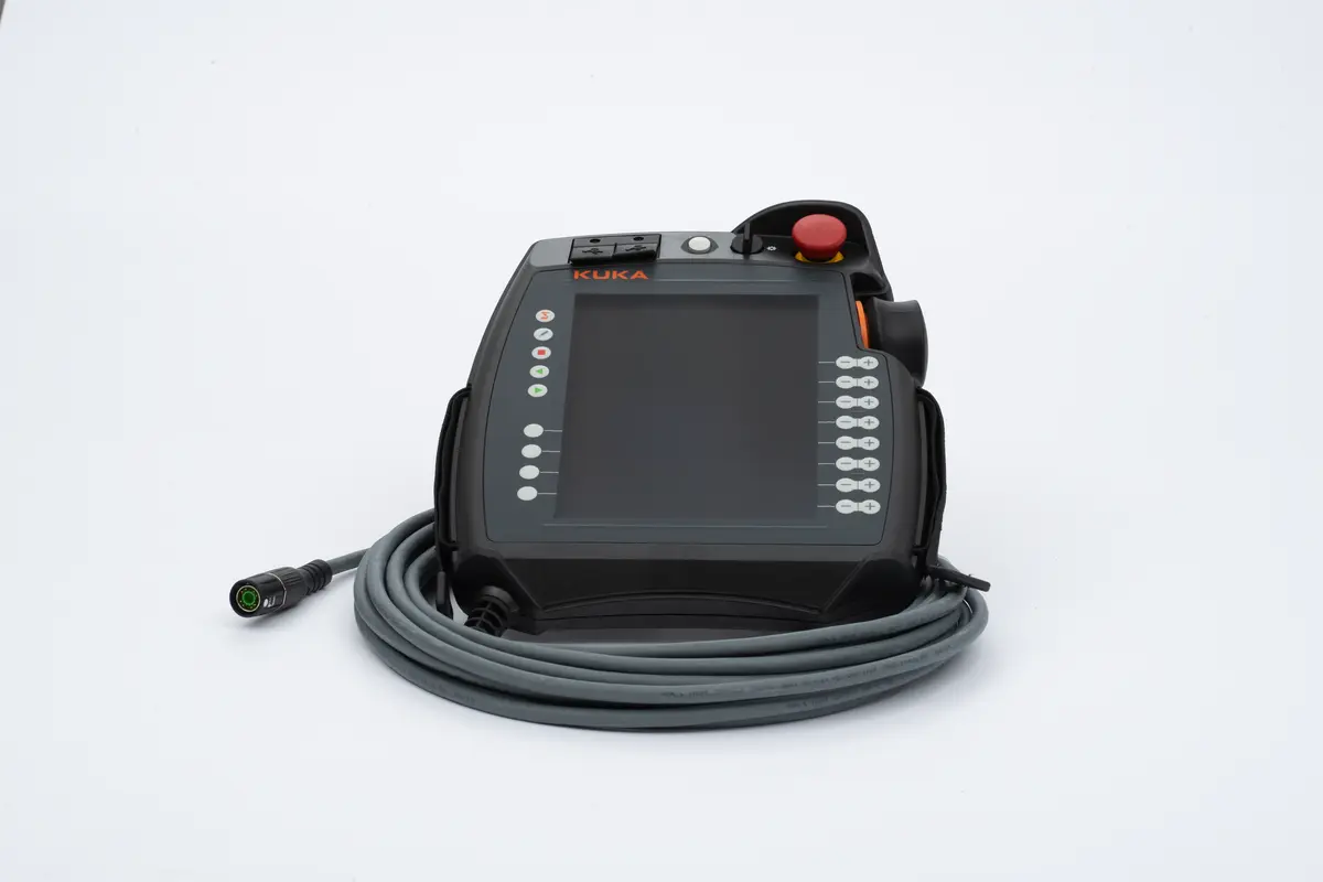 KUKA smartPAD-2 10m + CR packaging
