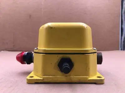 Rees 04944-640 Cable Operated Switch 15VAC 13VDC