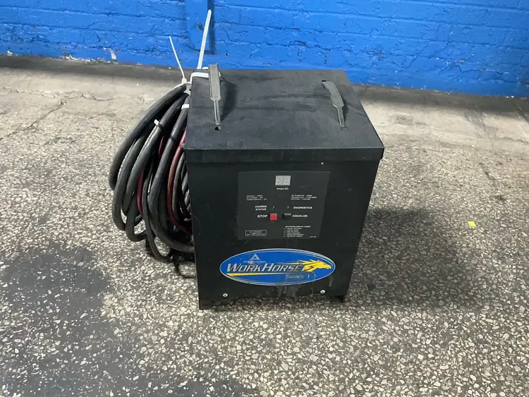 Used _UNKNOWN_ _UNKNOWN_ Battery Chargers Ohio US | HGR 24 #1370329