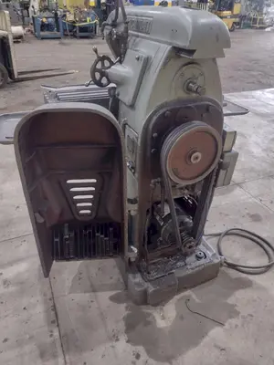 3 HP CINCINNATI MODEL 1-18 PLAIN HORIZONTAL MILLING MACHINE: STOCK #21031